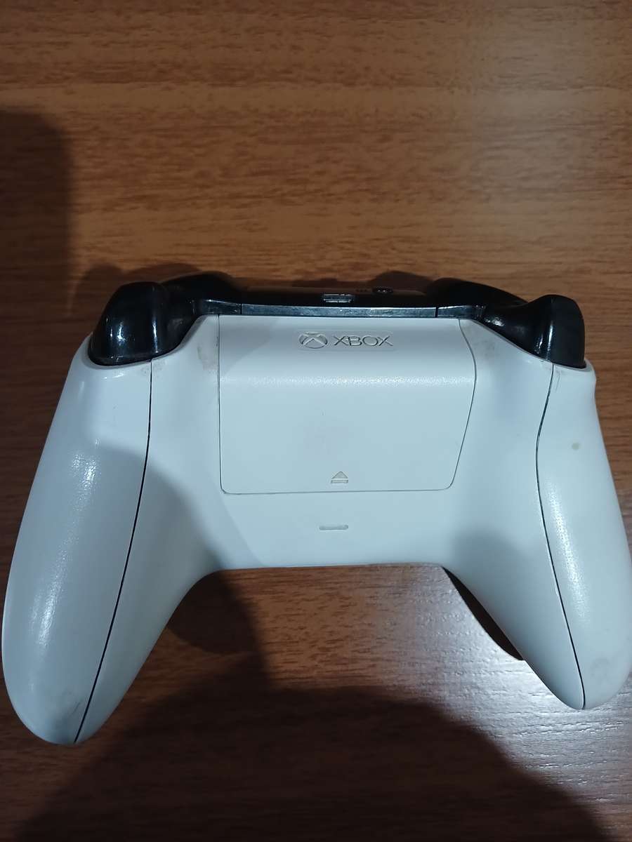 XBOX ONE S CONSOLE (DIGITAL)