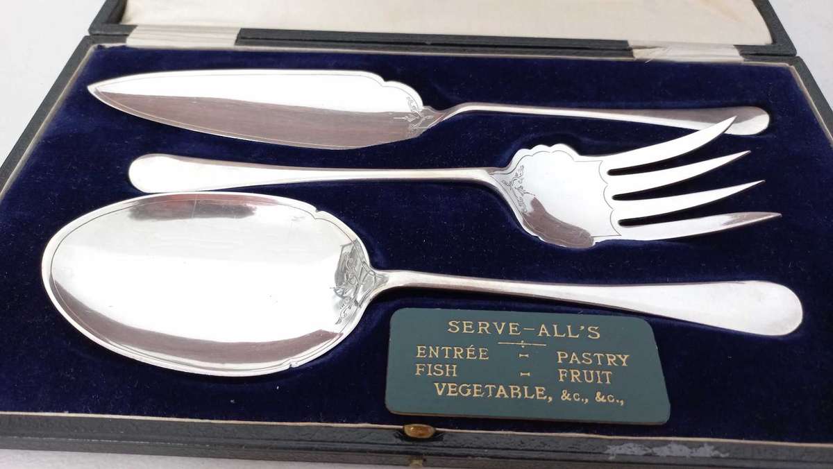 Silver plated Allen & Darwin  servers