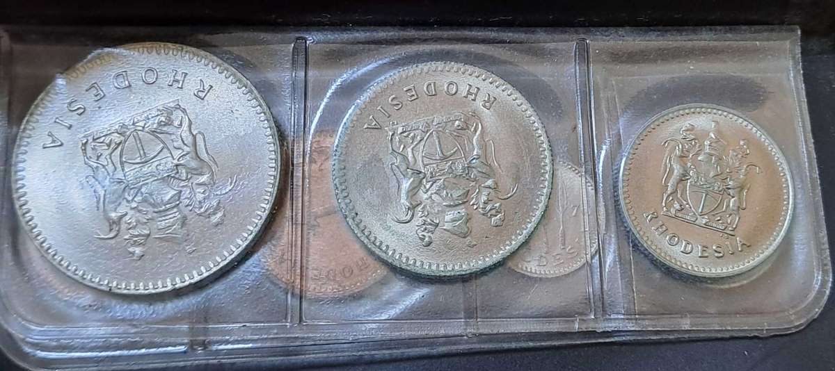 Coins of Rhodesia Set in Special Coin Case (25c, 20c, 10c, 5c, 2.5c, 1c, 1/2c)