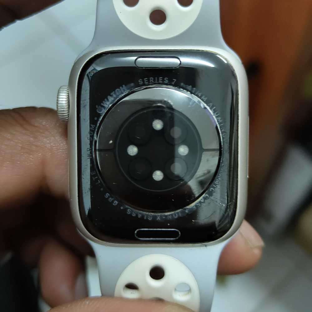 Apple watch Series 7 40mm Silver