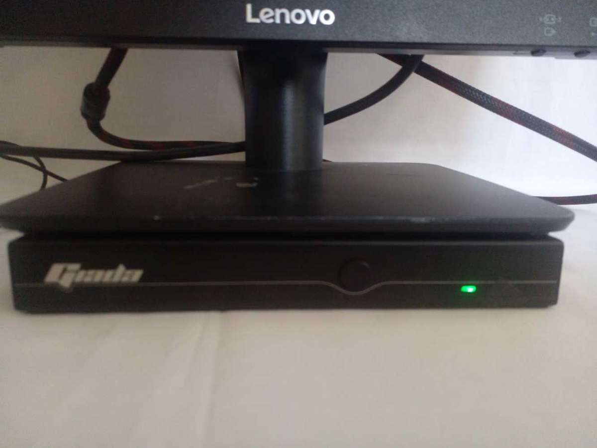 Giada i57 B600 computer set