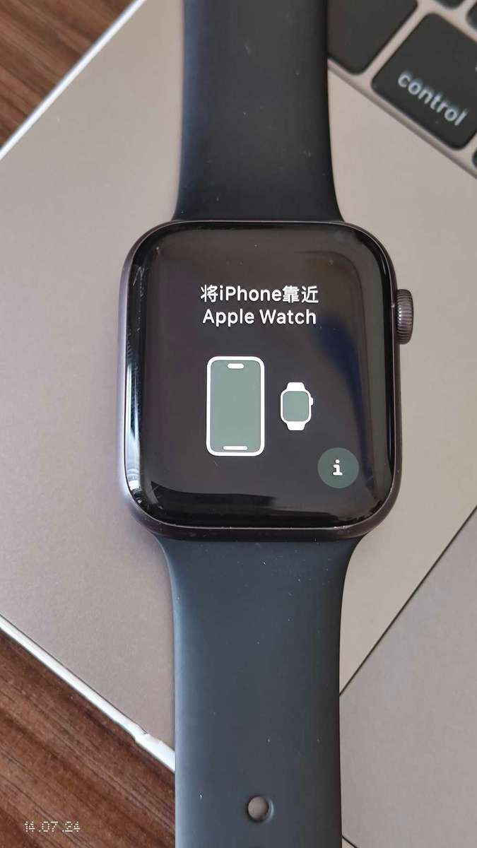 Apple Watch series 6 44MM black  gps + cellular (Pre Owned)