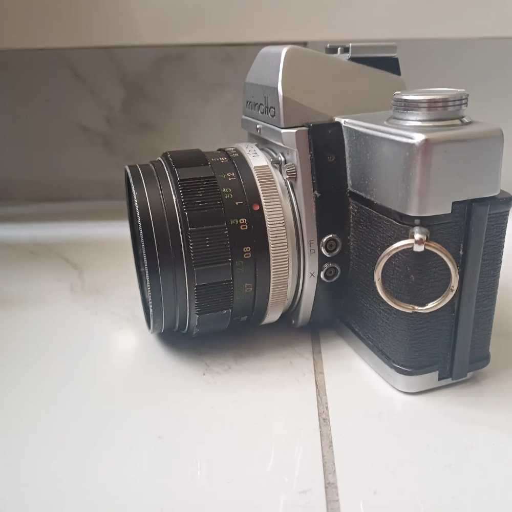 Lot of vintage Camera Equipment