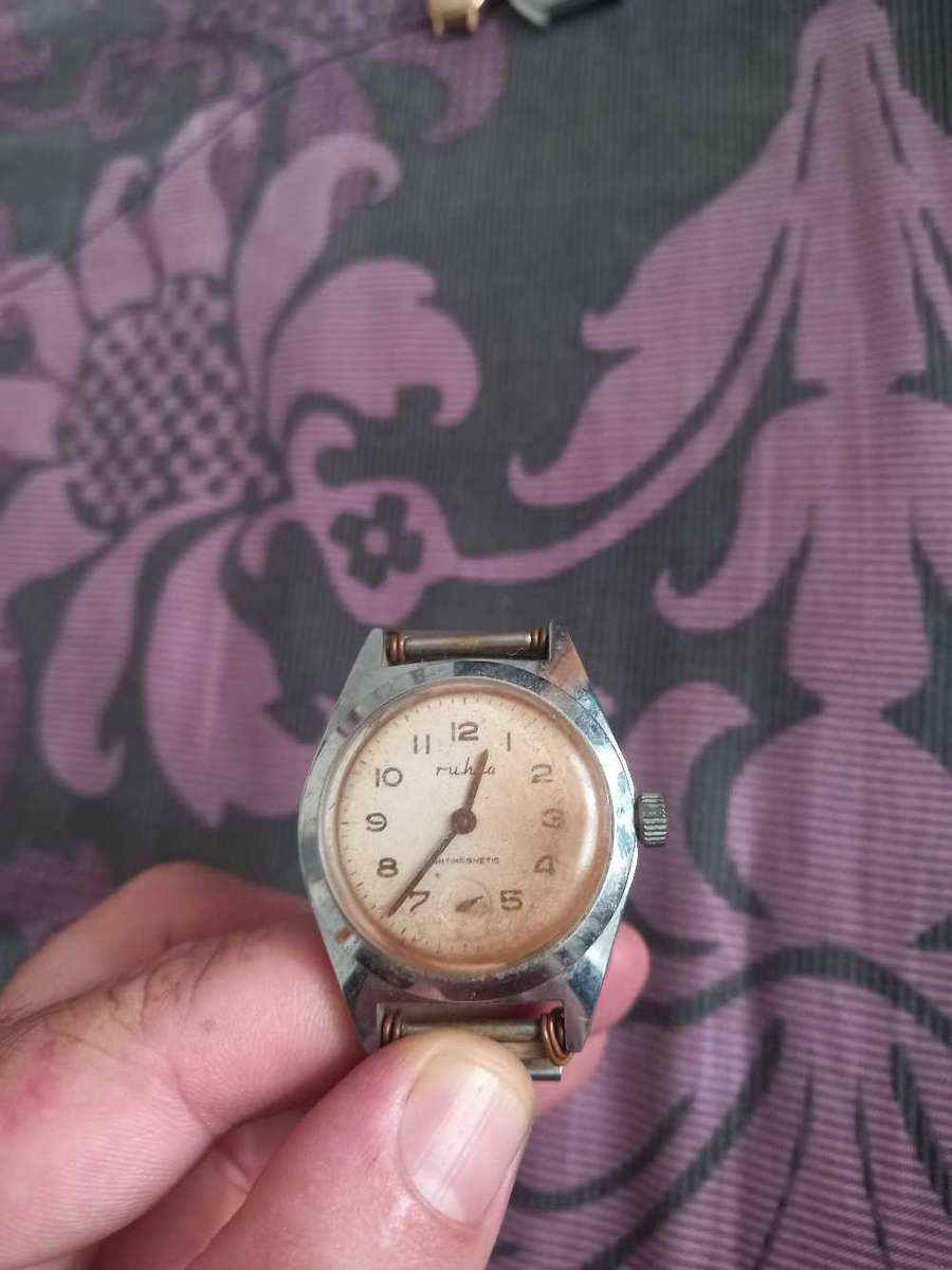 Vintage Manual Watches