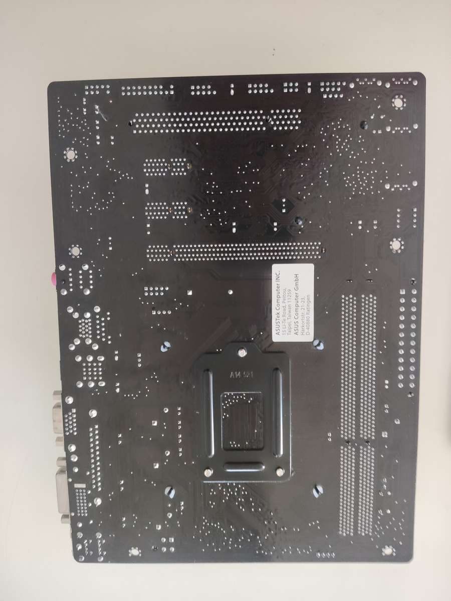 Intel Core i5 4460 Motherboard Combo**Asus H81M Motherboard**4GB DD3 Ram**Original Intel Cooler**