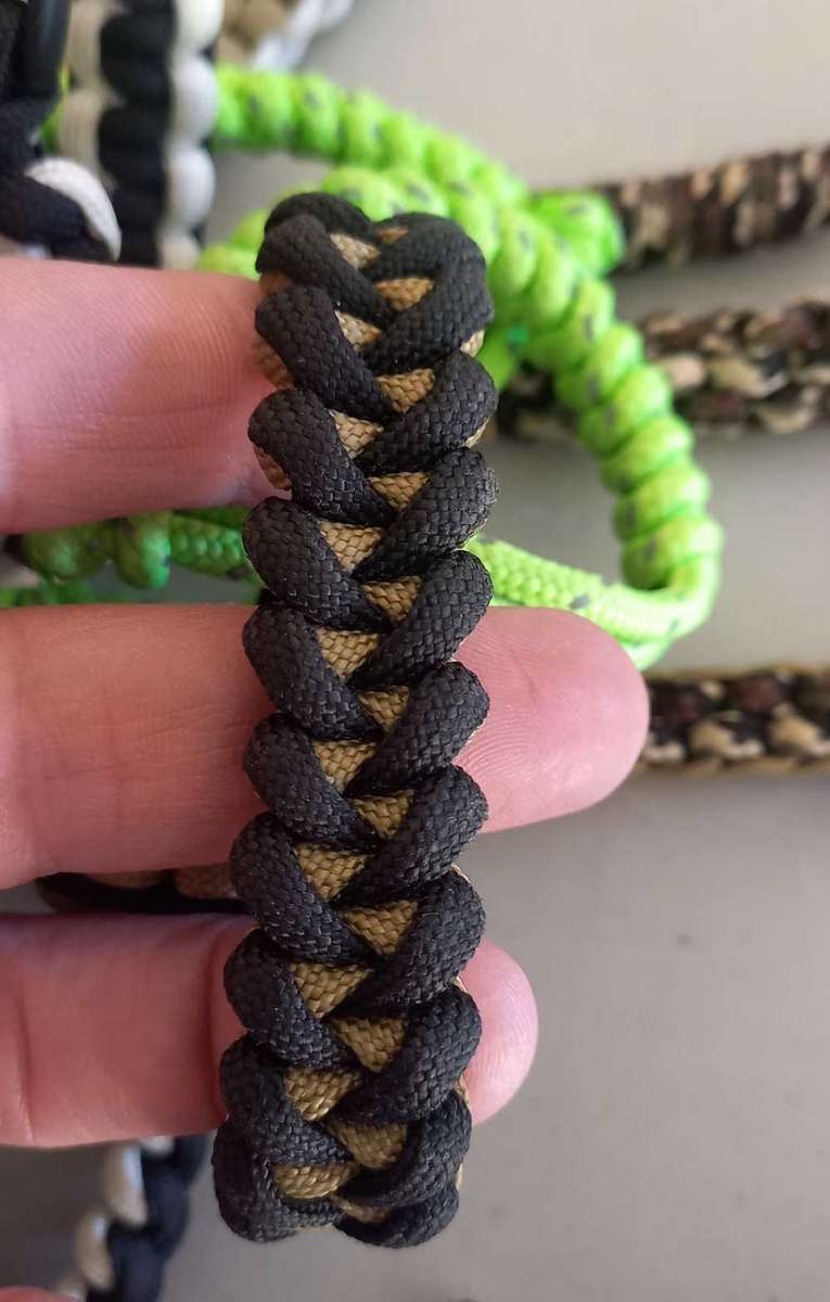 Paracord bracelets + Keyrings