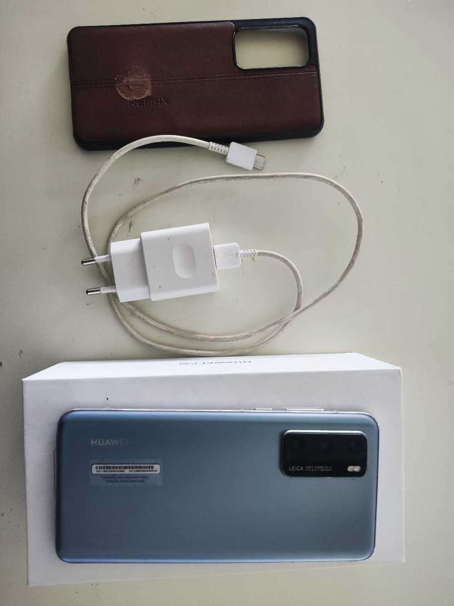Huawei P40 8GB Ram and 128GB Rom **Silver Frost** with Box and Charger