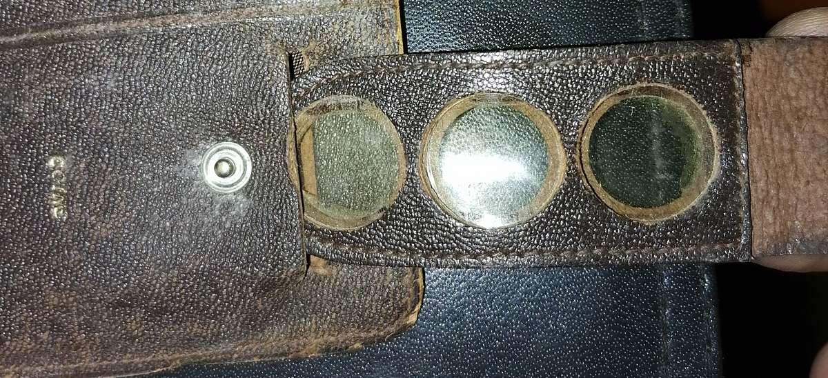 VINTAGE GENIUNE LEATHER MEN`S WALLETS