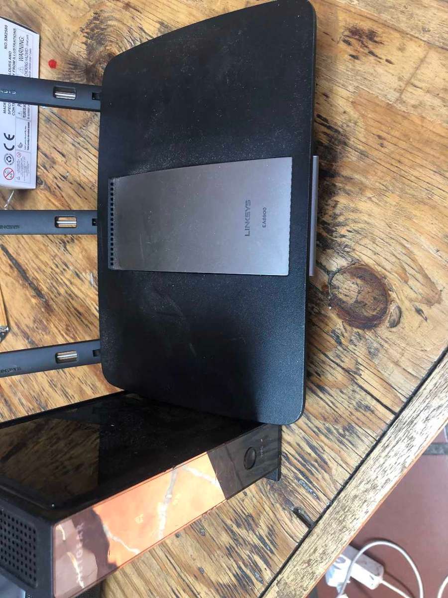 High-end Lynksys Router EA6900