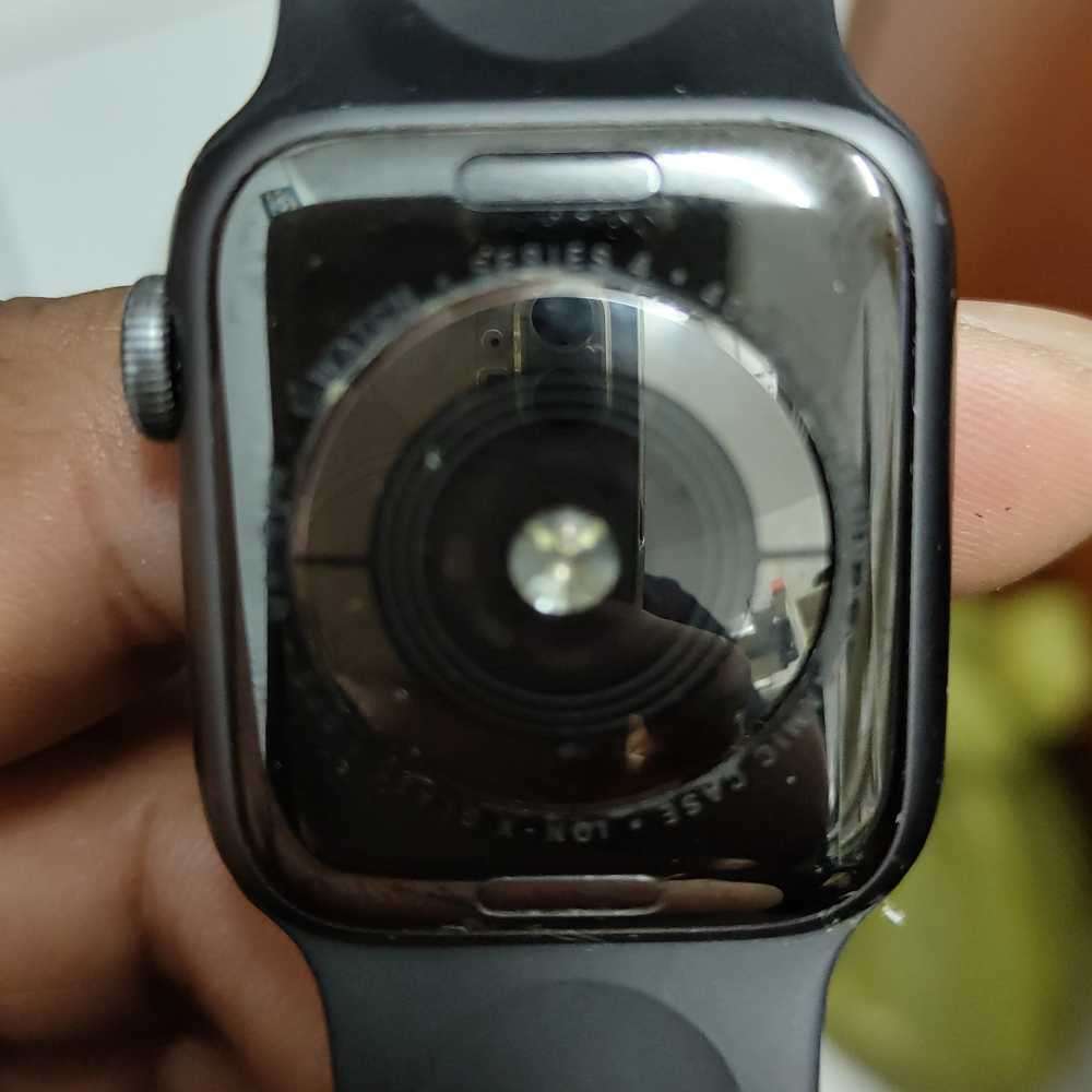 Apple Watch Series 4 40mm Black (Pre Owned)