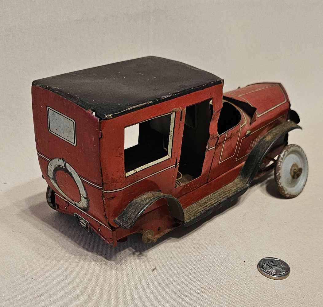 Vintage TIN PLATE Toy Car 1900's - VERY OLD