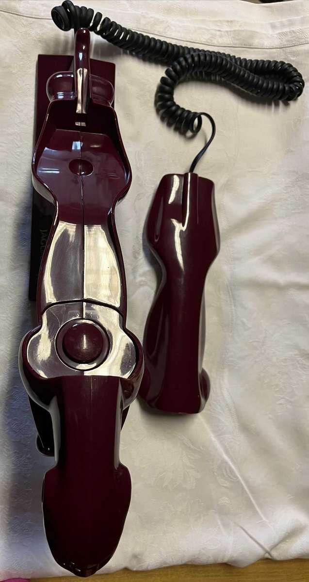 Jaguar Telephone