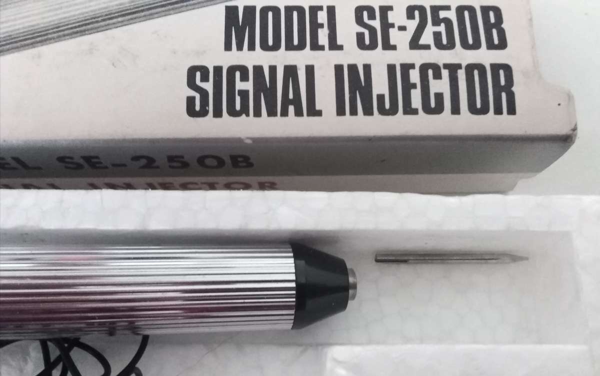 VINTAGE SIGNAL INJECTOR SE-250B