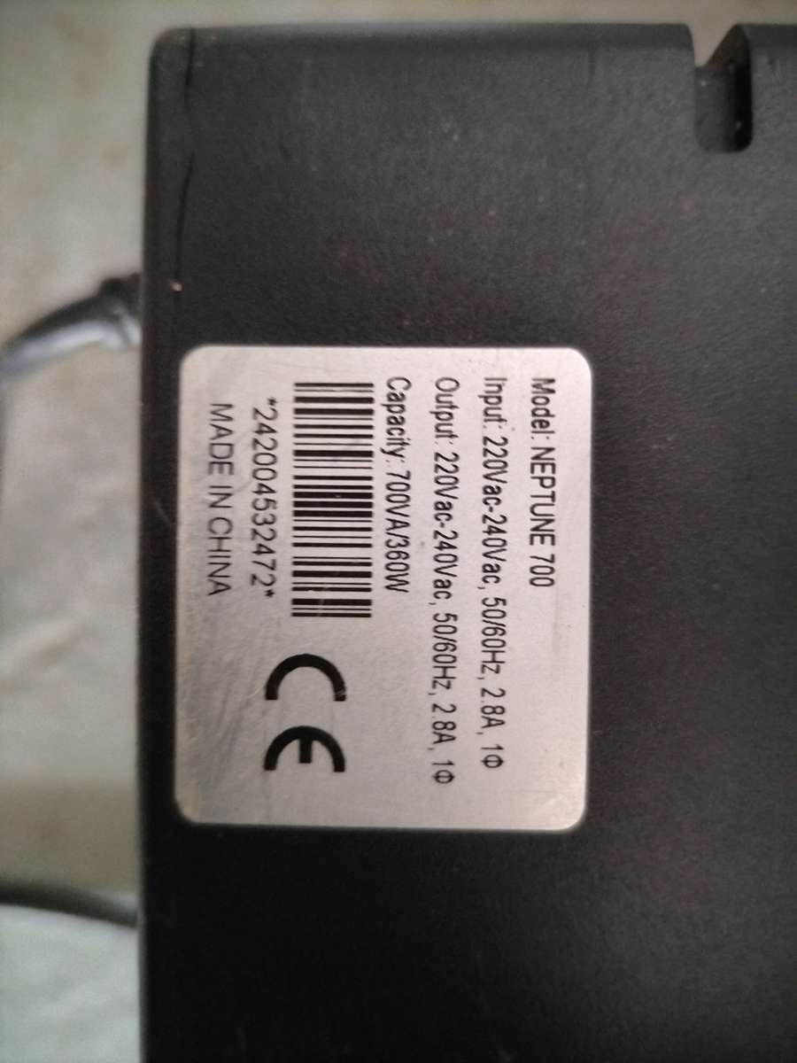 Nova Neptune 700 UPS