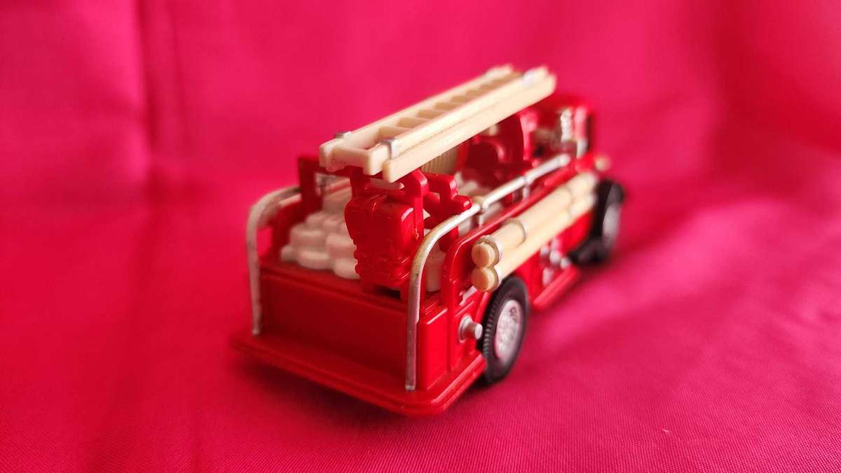Fire   Truck "Old School"