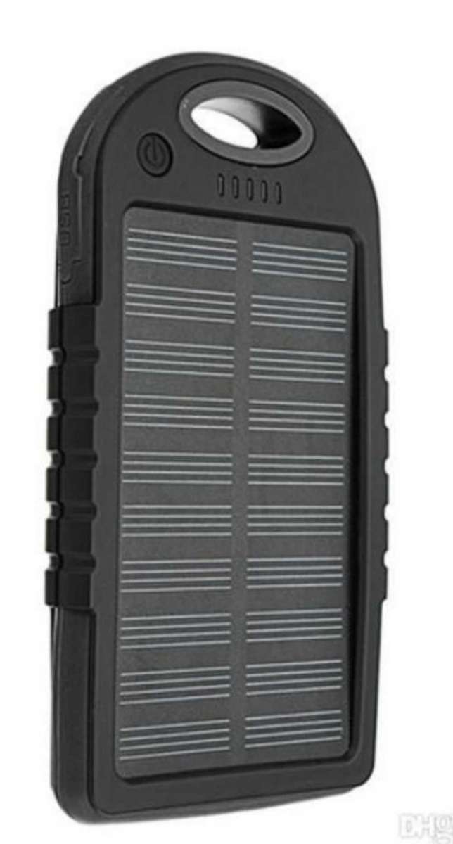 5000mAh Solar Charger Powerbank With Emergency Torch And Carabiner - AL-16