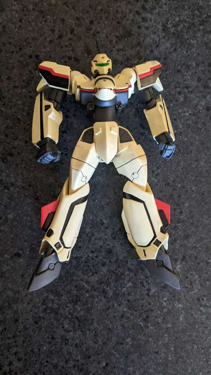 Revoltech Macross Plus YF19