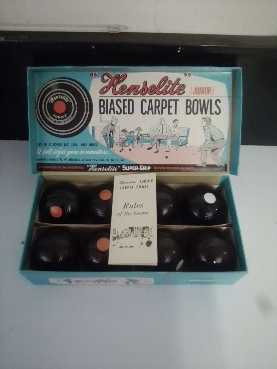 Henselite ( Junior ) Biased Carpet  Bowls.