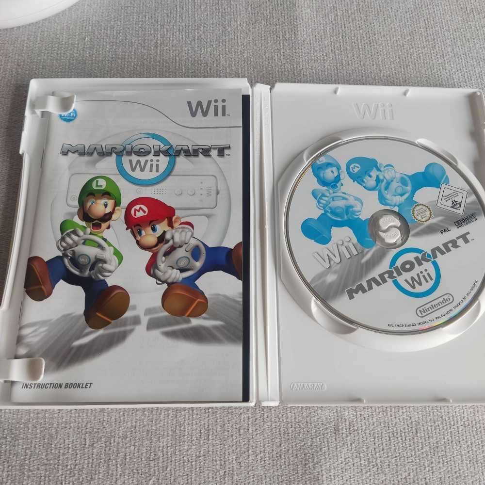 Mario Kart Nintendo Wii +Steering wheel