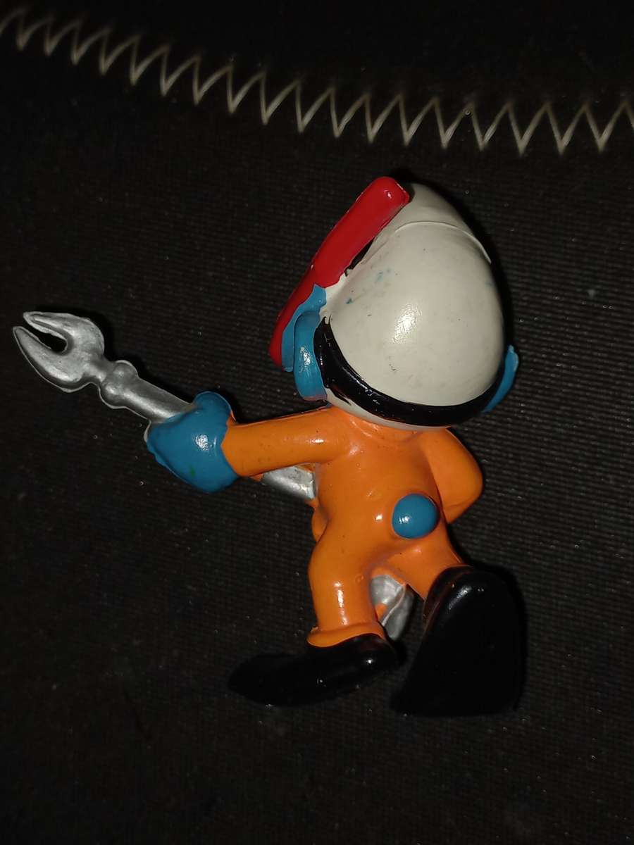 Vintage Smurf scuba diver