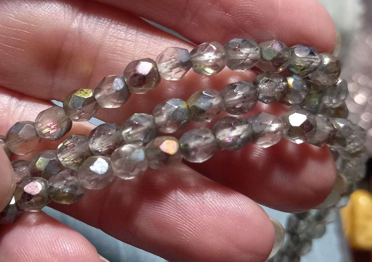 Lovely Aurora Borealis Rondelle Beads Choker Necklace