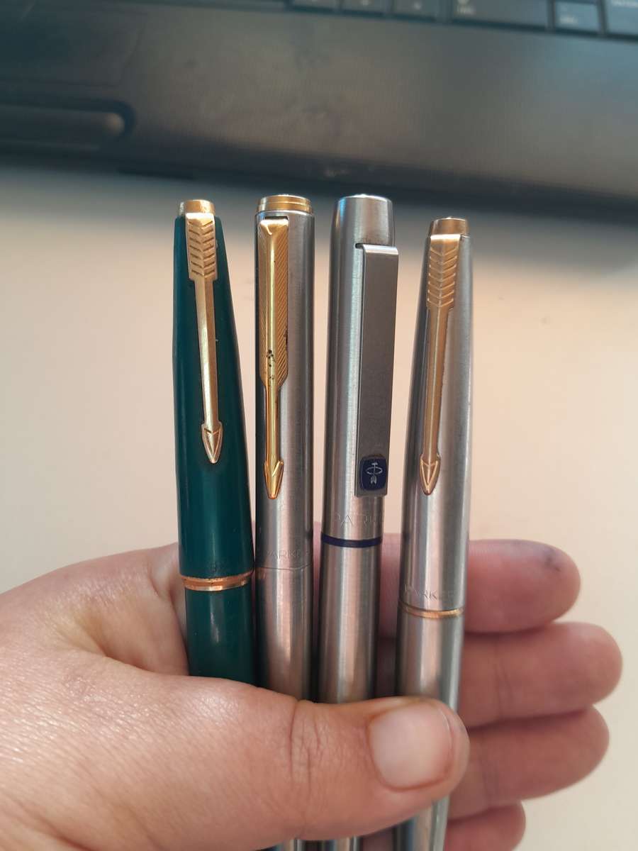 Vintage Parker pen made in England ×4