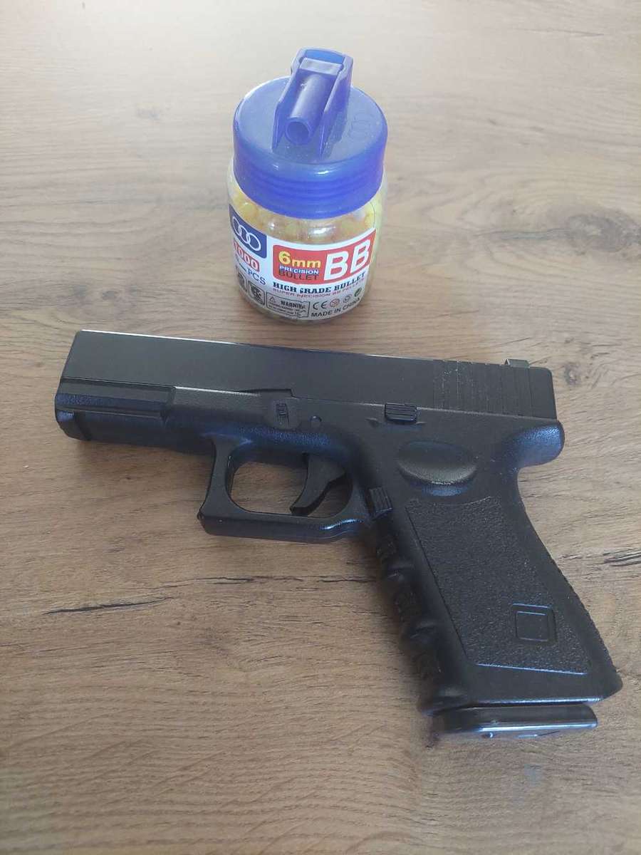 Glock 19 Toy BB Gun,& bb,s