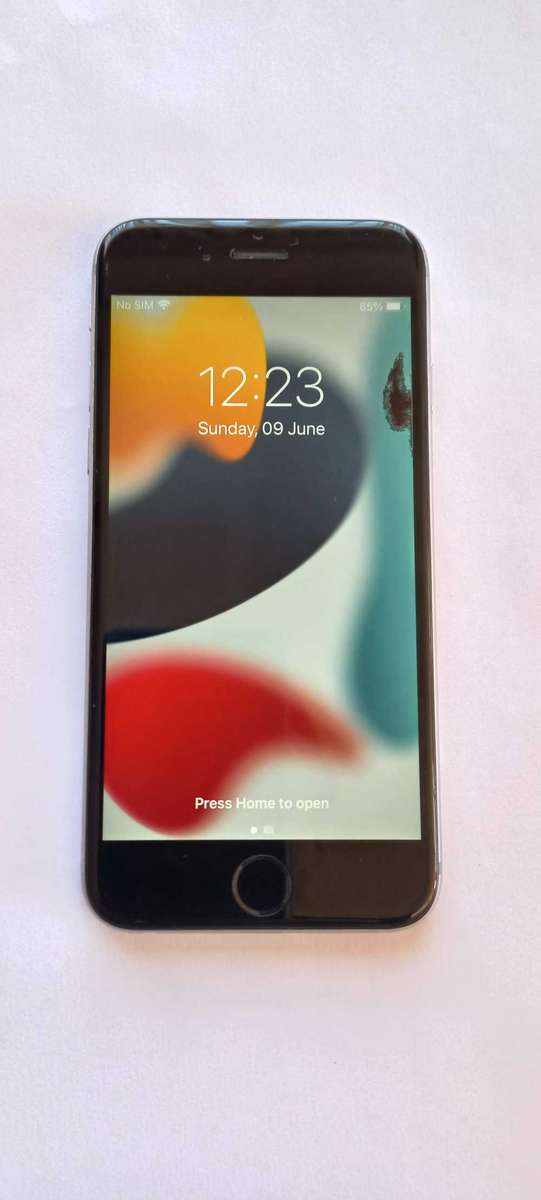 iPhone 6S Space Grey + Accessories (Read description)