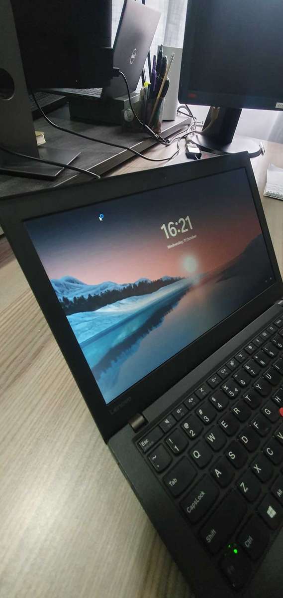 Lenovo X270