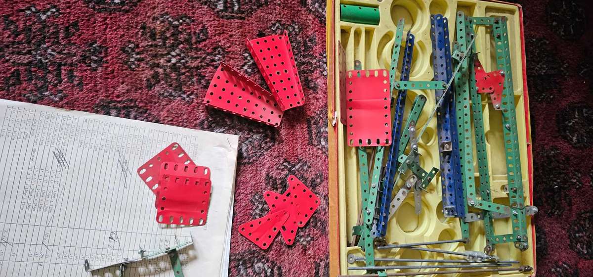 Vintage Meccano  set outfit no 5