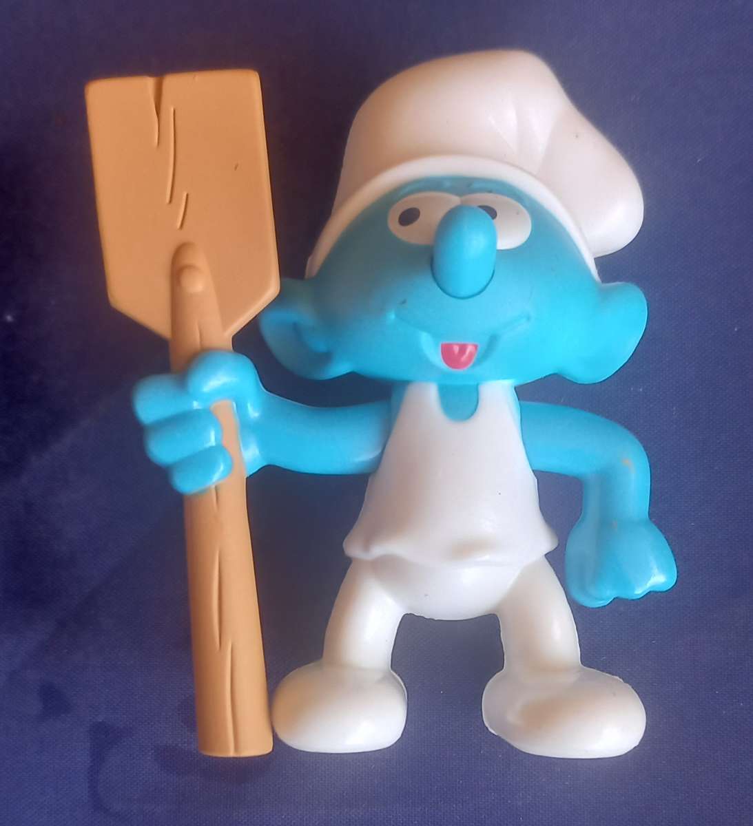 McDonalds toy - smurf