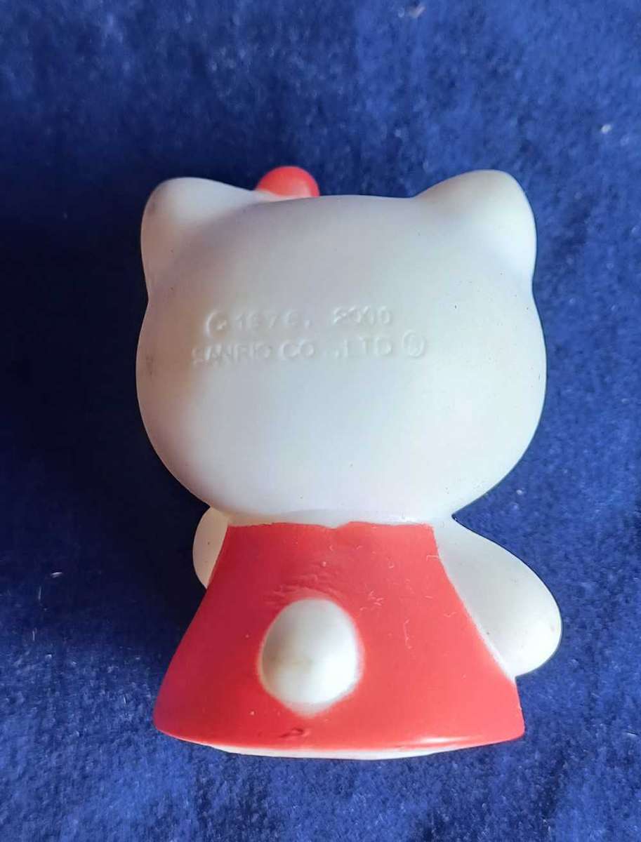 Hello kitty toy