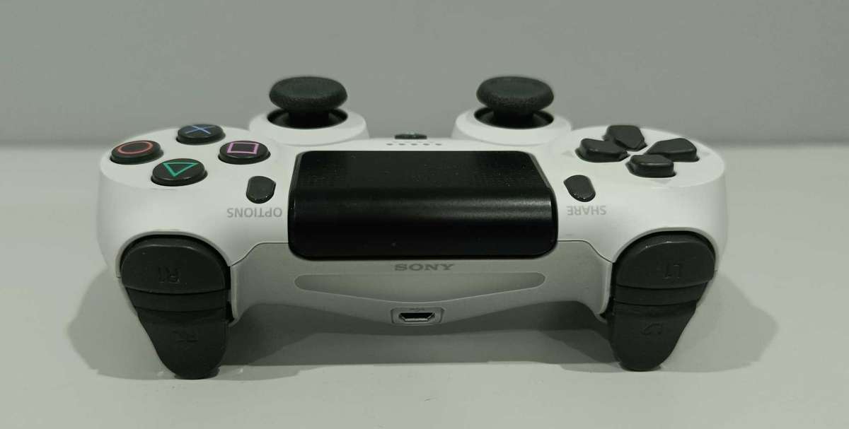 Sony Playstation 4 V2 Controller - White (Original)