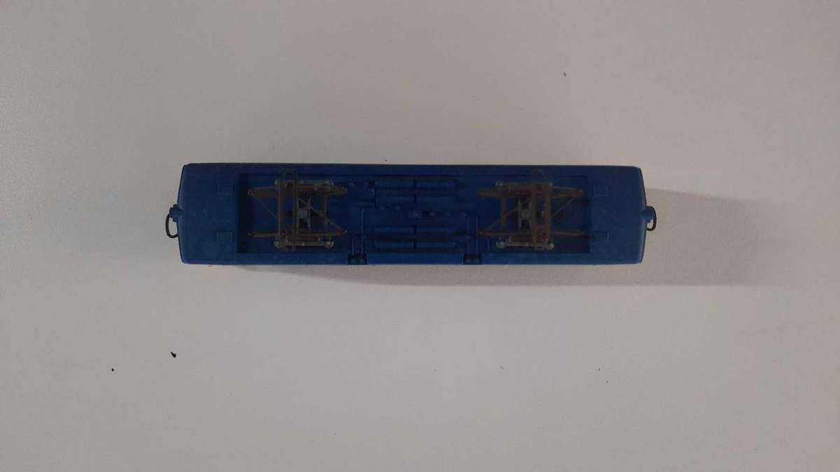 LIMA HO 5E BLUE TRAIN LOCOMOTIVE