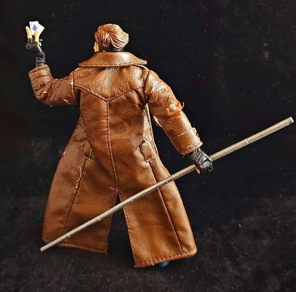 ToyBiz Marvel Legends Gambit and Rogue