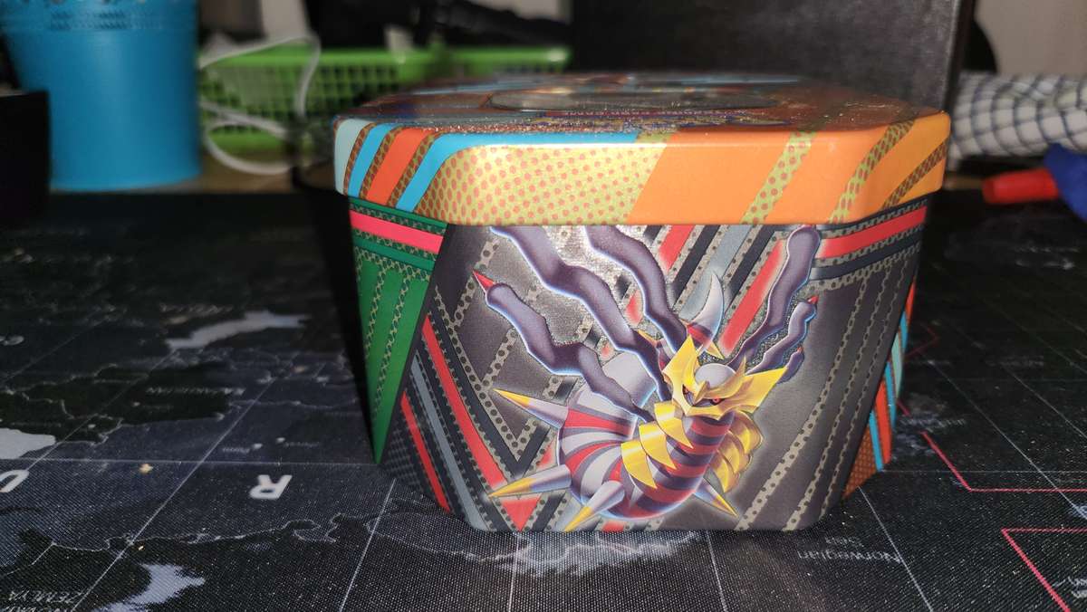 ORIGINAL POKEMON CARDS AUCTION TIN