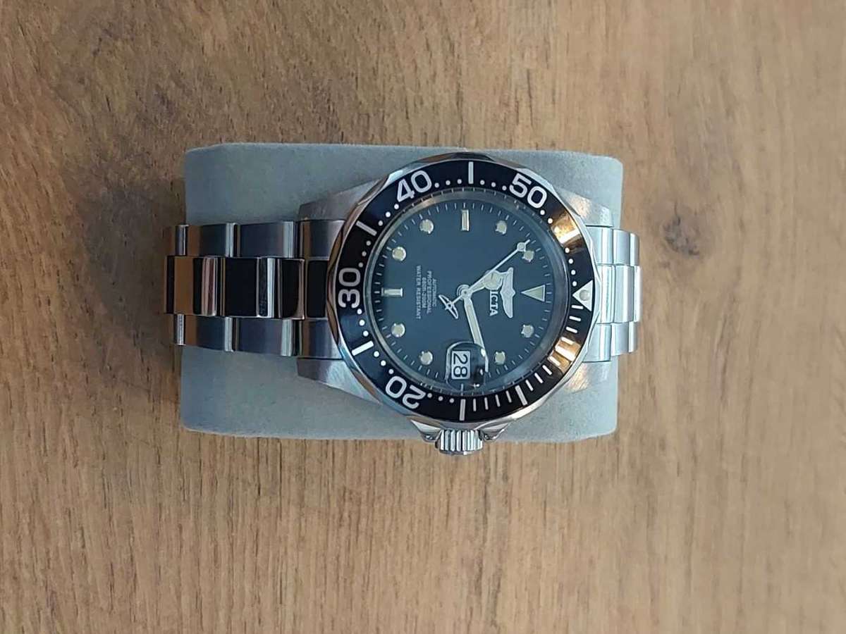Invicta Pro Diver aoutomatic wit NH35A movement from Seiko