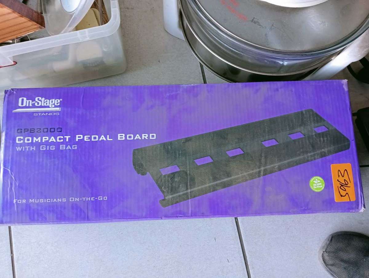 Compact pedal board