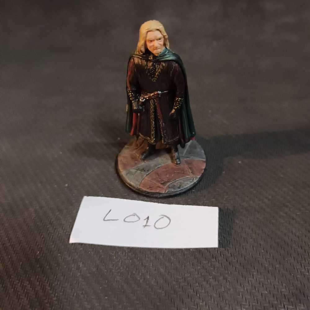 Lord of the Rings figurine. Theoden