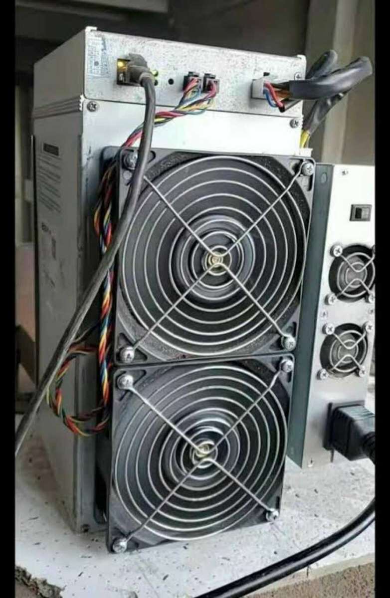 Ebang Ebit E12 44TH Antminer