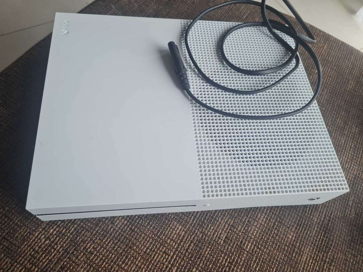 Xbox One S 1TB