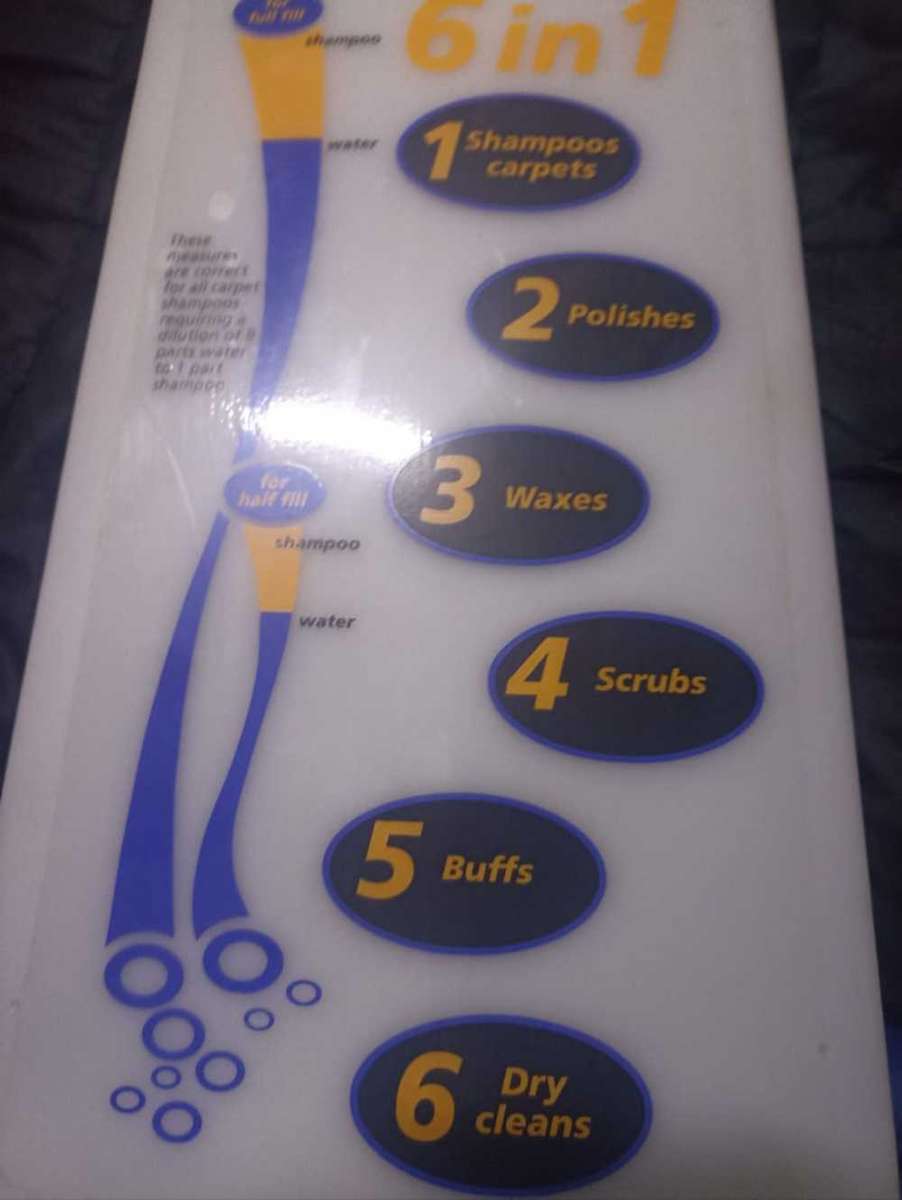 ELECTROLUX 6 in 1 carpet shampooer