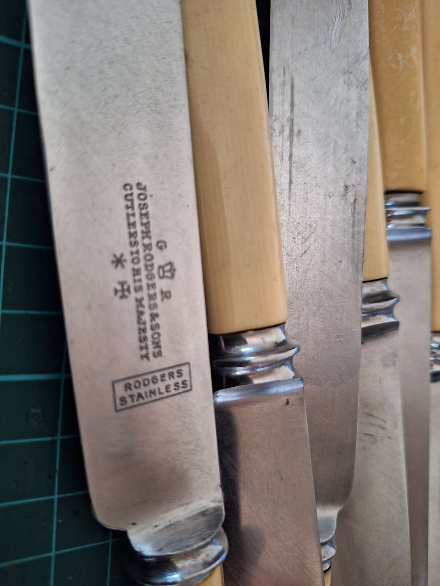 9x Joseph Rodgers & Sons knives