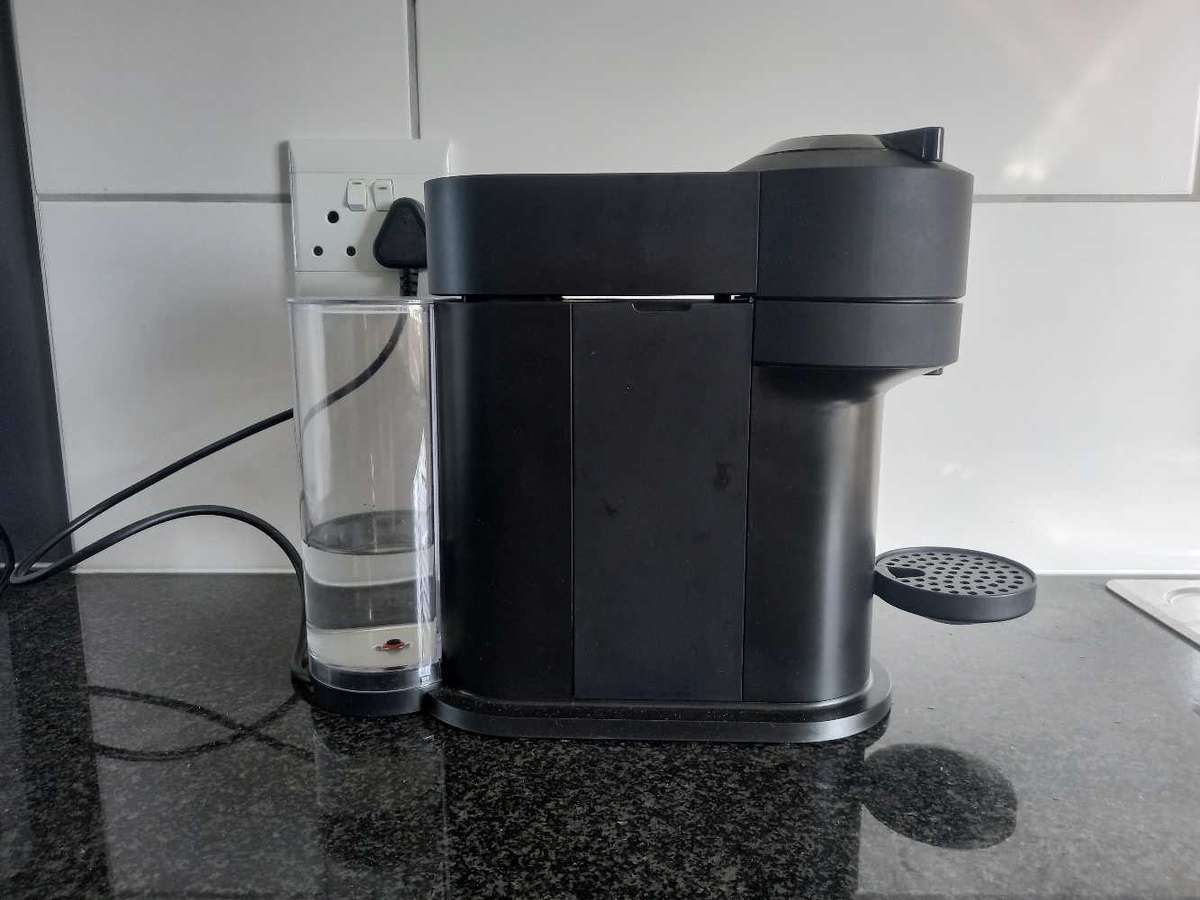 Nespresso Vertuo Next Coffee Machine - Matte Black