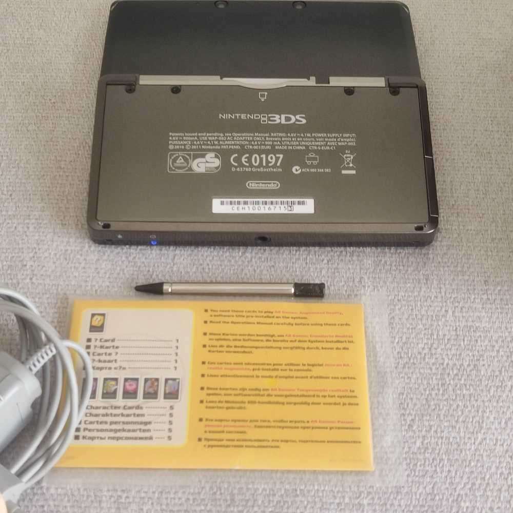 Nintendo 3ds European region Console +box