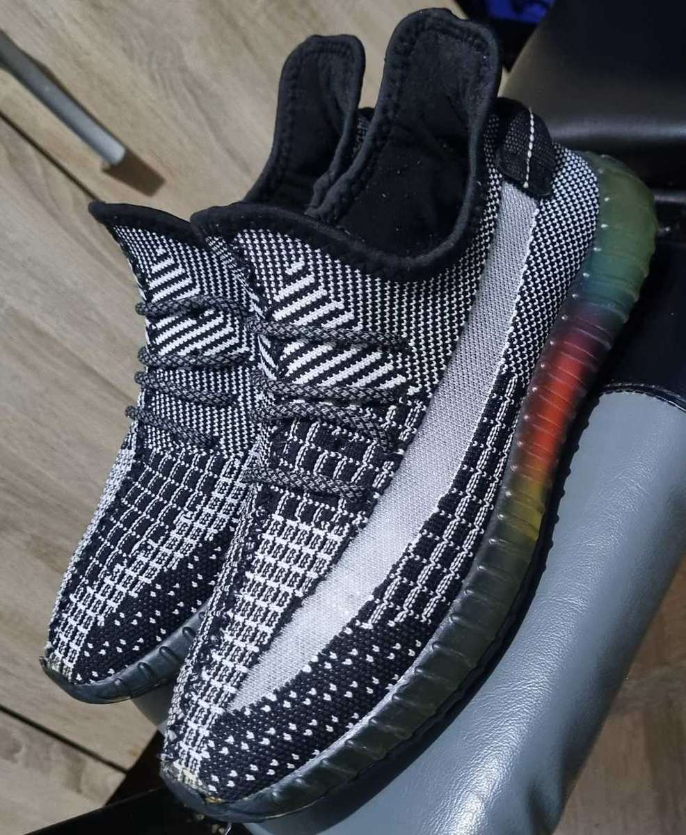 Knit Multicolored Running Sneaker