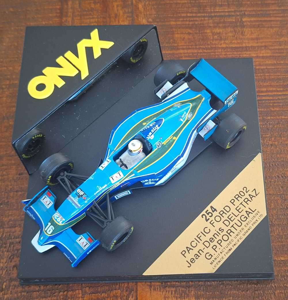 Set of 6x Onyx model cars