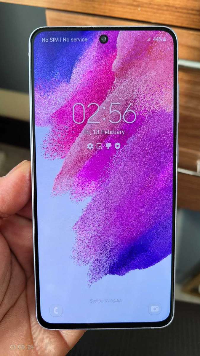 Samsung s21fe 128GB/8GB Dual Sim Purple colour On special !!! (Pre owned)