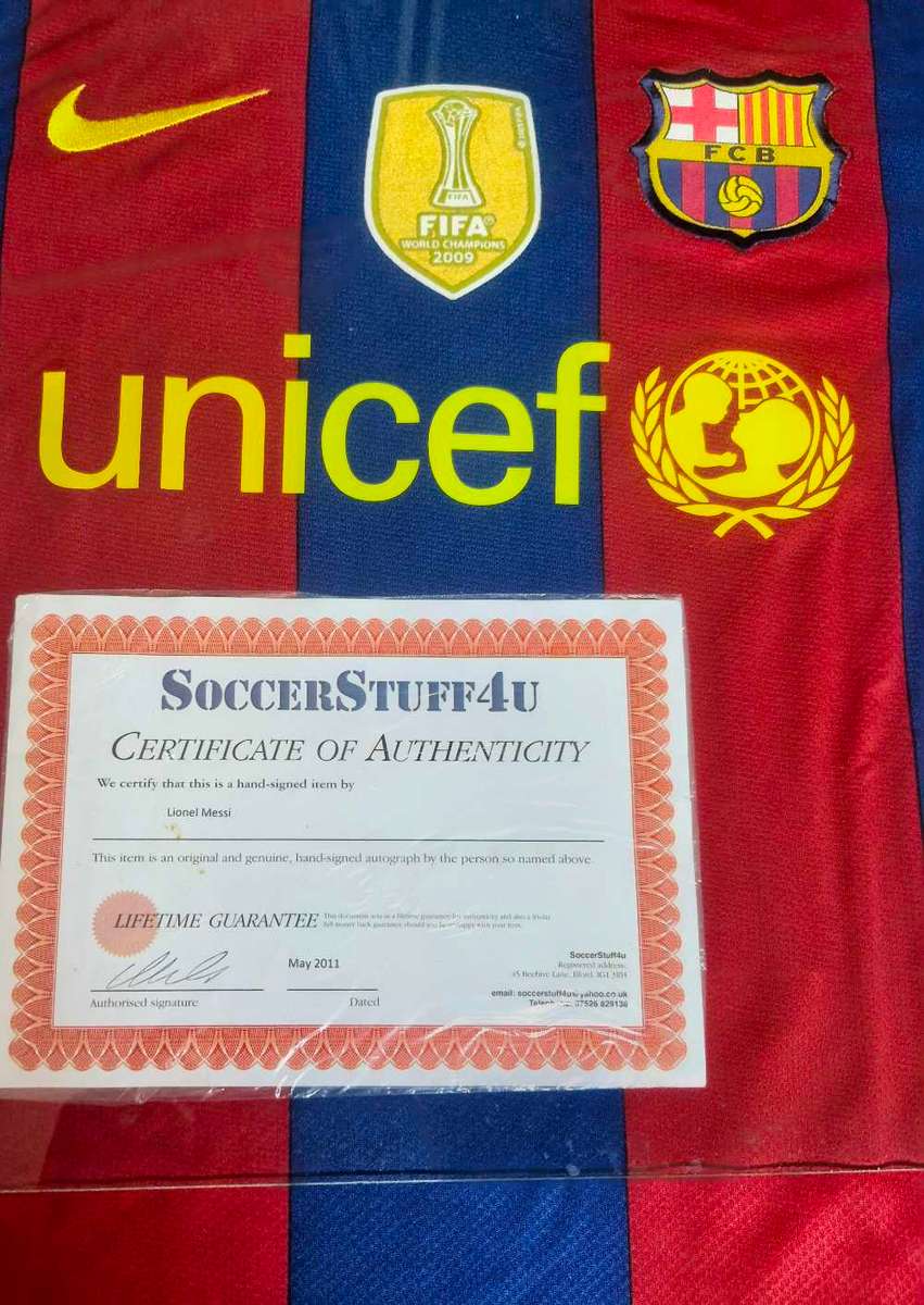 Lionel Messi Authentic Signed Soccer Jersey Barcelona