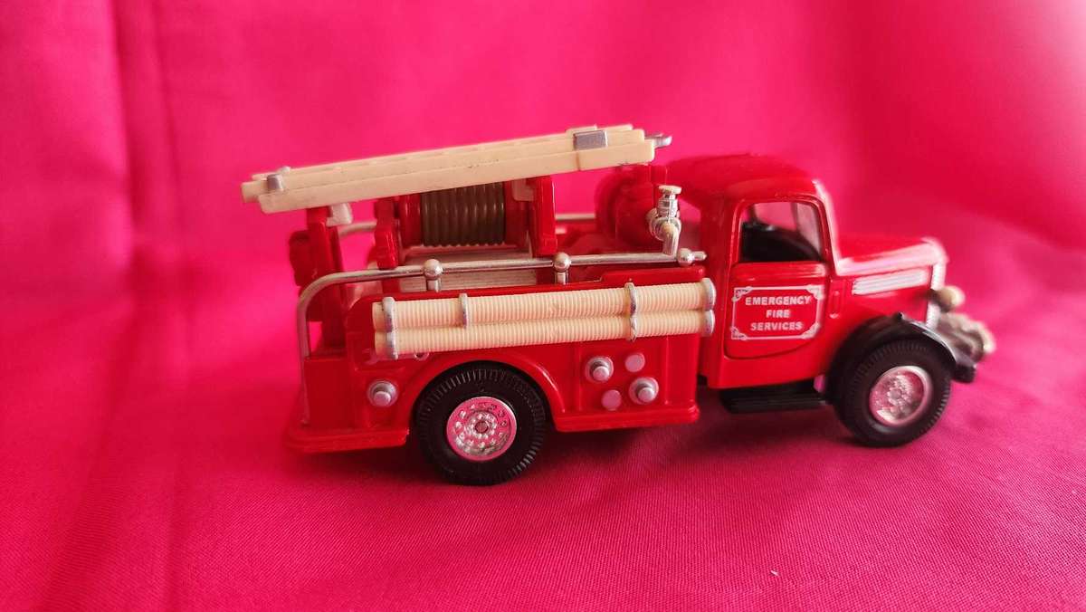 Fire   Truck "Old School"